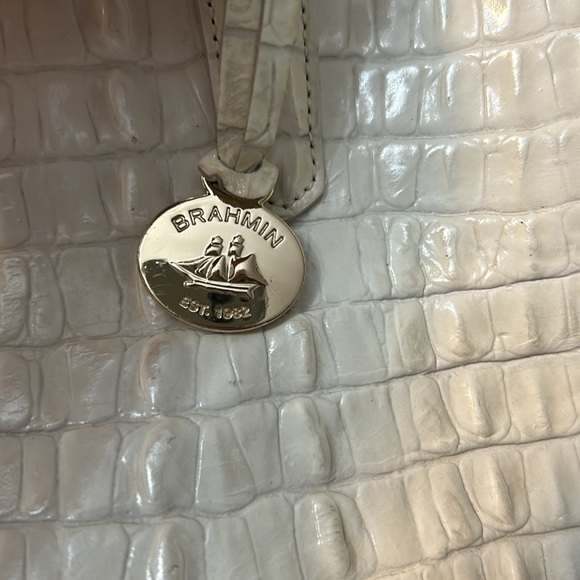 BRAHMIN white ivory handbag, with long strap included. 9x14, lightly used - Picture 9 of 11